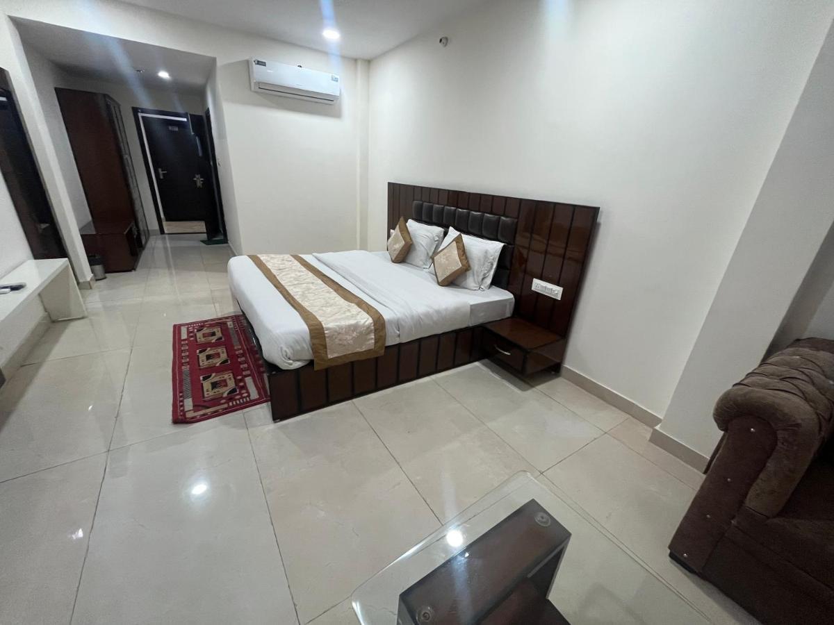 Hotel Alex