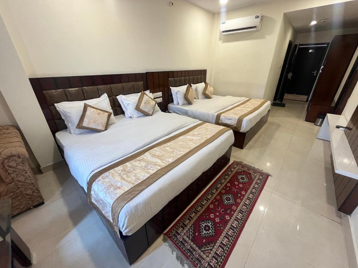 Alex Hotel
